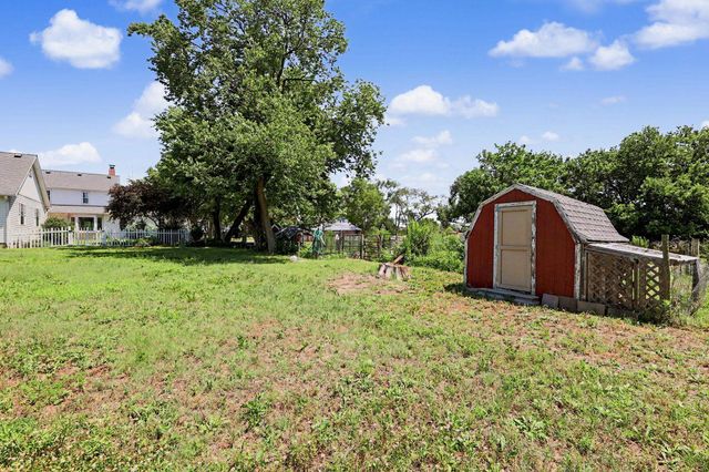 21424 SW County Line Rd, Rose Hill, KS 67133