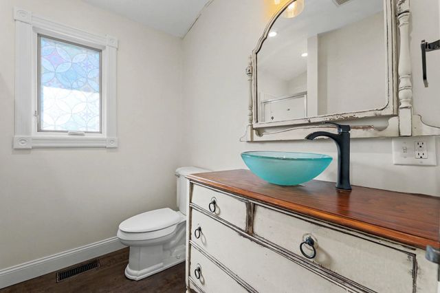 21424 SW County Line Rd, Rose Hill, KS 67133