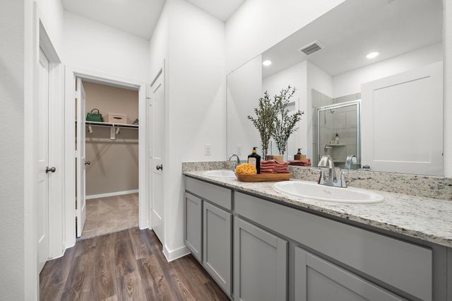 4019 Windy Whisper Drive, Brookshire, TX 77423