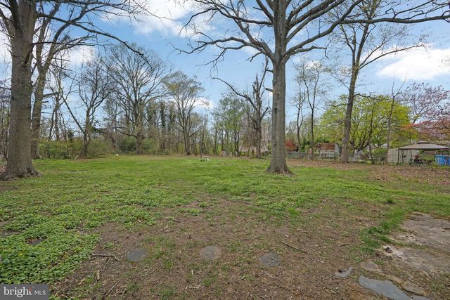 504 N LINCOLN AVENUE, Moorestown, NJ 08057