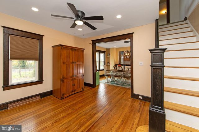 504 N LINCOLN AVENUE, Moorestown, NJ 08057