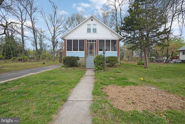 504 N LINCOLN AVENUE, Moorestown, NJ 08057