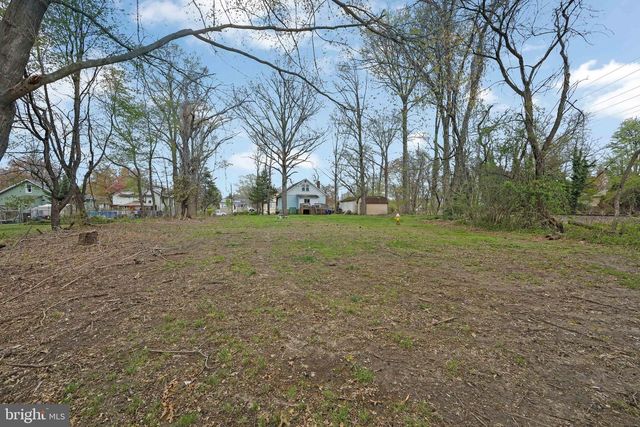 504 N LINCOLN AVENUE, Moorestown, NJ 08057