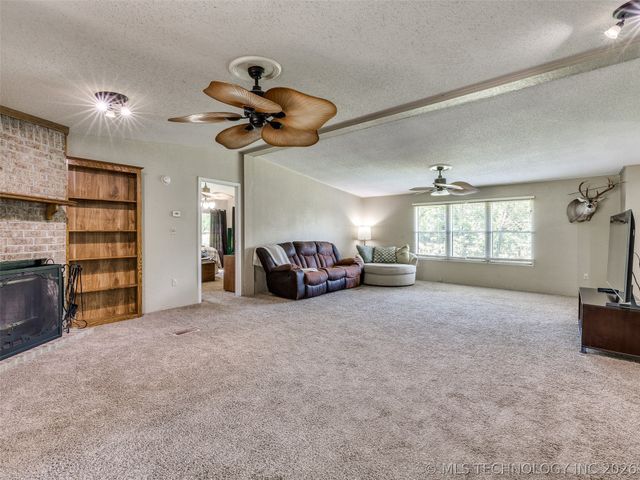 9341 W 186th Street S, Mounds, OK 74047