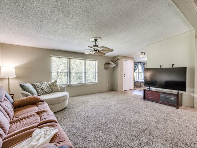 9341 W 186th Street S, Mounds, OK 74047