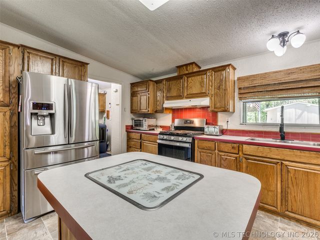 9341 W 186th Street S, Mounds, OK 74047