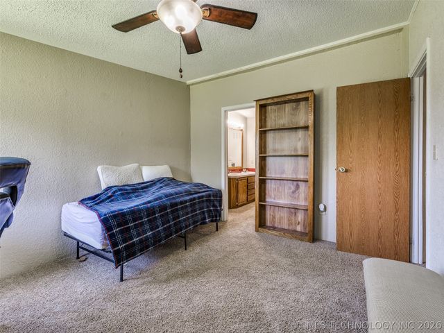 9341 W 186th Street S, Mounds, OK 74047