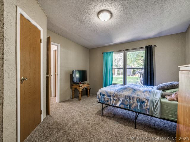9341 W 186th Street S, Mounds, OK 74047