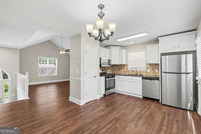 387 Moreland Circle, Hiram, GA 30141
