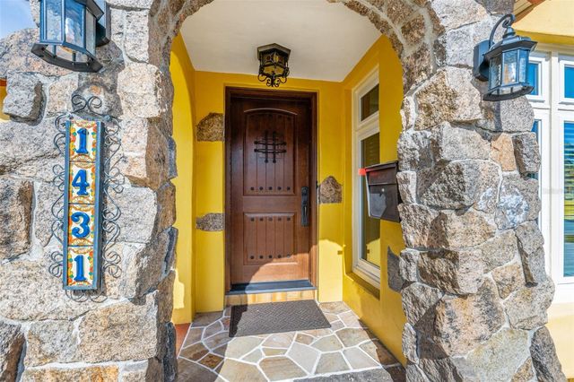 1431 22ND AVENUE N, St Petersburg, FL 33704