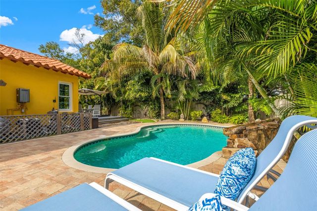 1431 22ND AVENUE N, St Petersburg, FL 33704