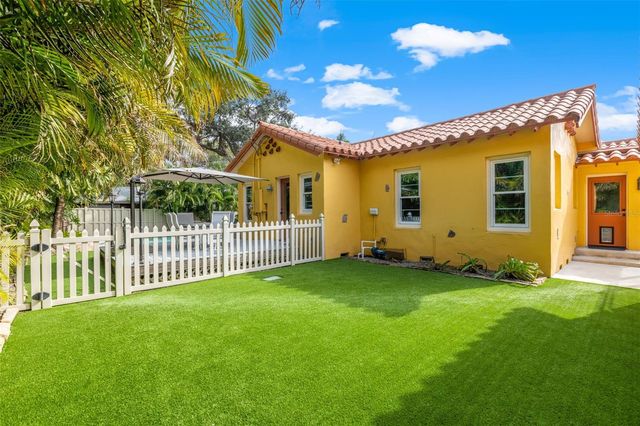 1431 22ND AVENUE N, St Petersburg, FL 33704