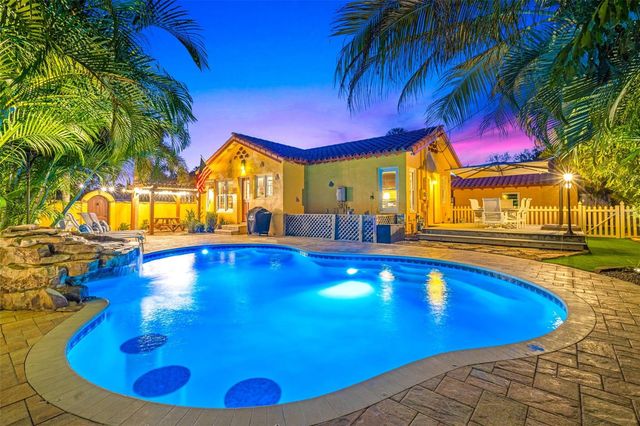 1431 22ND AVENUE N, St Petersburg, FL 33704