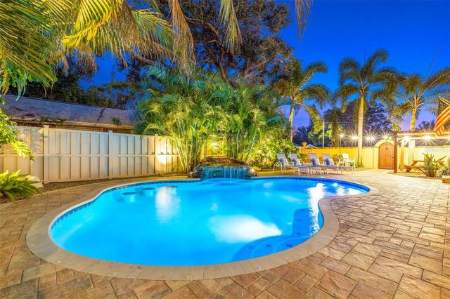 1431 22ND AVENUE N, St Petersburg, FL 33704