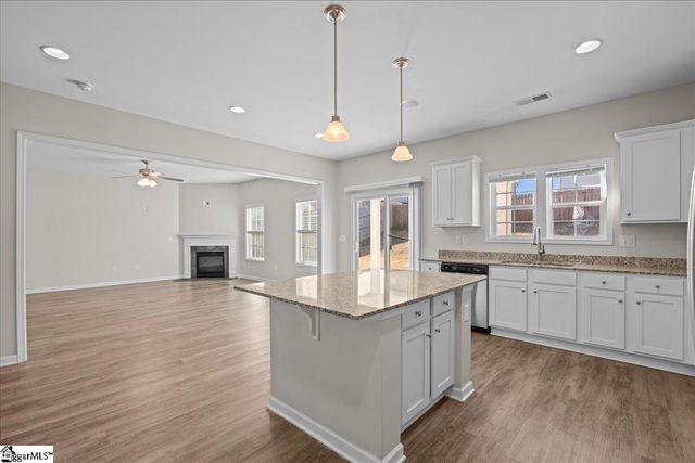 812 Camberwell Road, Simpsonville, SC 29680