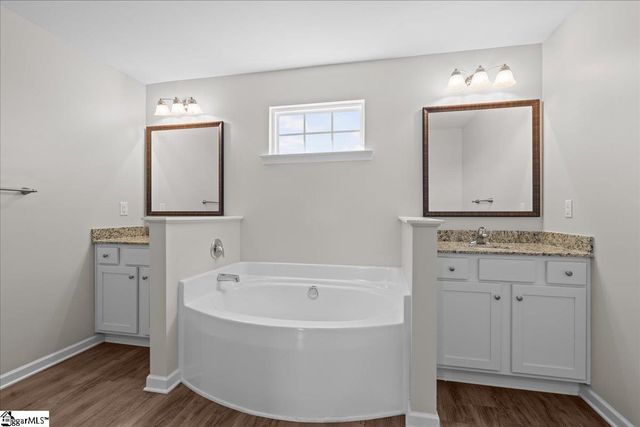 812 Camberwell Road, Simpsonville, SC 29680