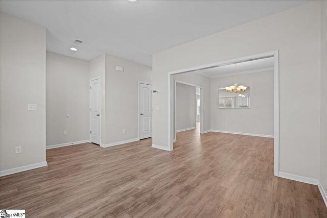 812 Camberwell Road, Simpsonville, SC 29680