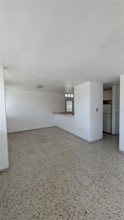 Image 31 of property listing at Urb. Santa Elena CALLE 9 E-5, Bayamon, PR 00957