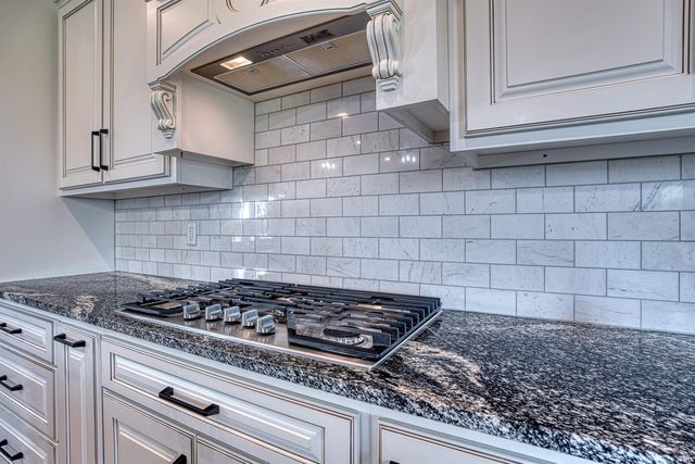 2086 Chadwick Drive, Newburgh, IN 47630