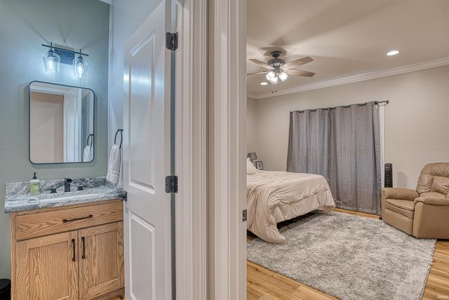 2086 Chadwick Drive, Newburgh, IN 47630