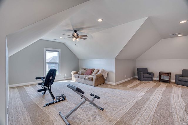 2086 Chadwick Drive, Newburgh, IN 47630