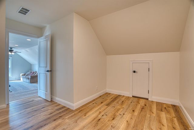 2086 Chadwick Drive, Newburgh, IN 47630