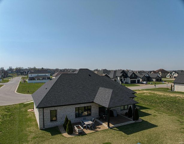 2086 Chadwick Drive, Newburgh, IN 47630