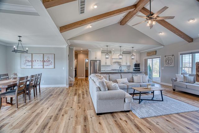 2086 Chadwick Drive, Newburgh, IN 47630