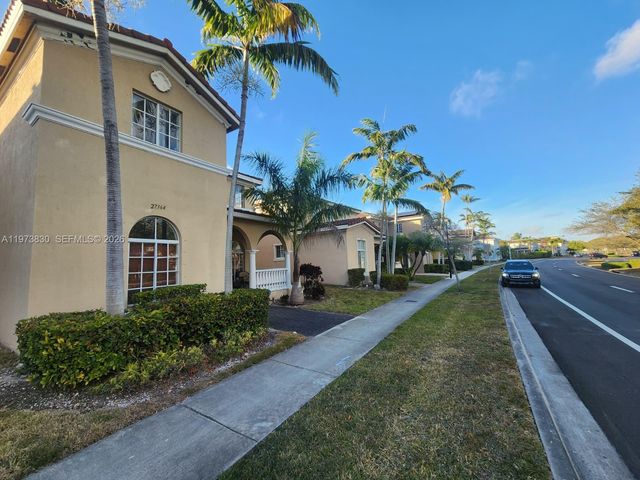 27364 SW 140th Ave, Homestead, FL 33032