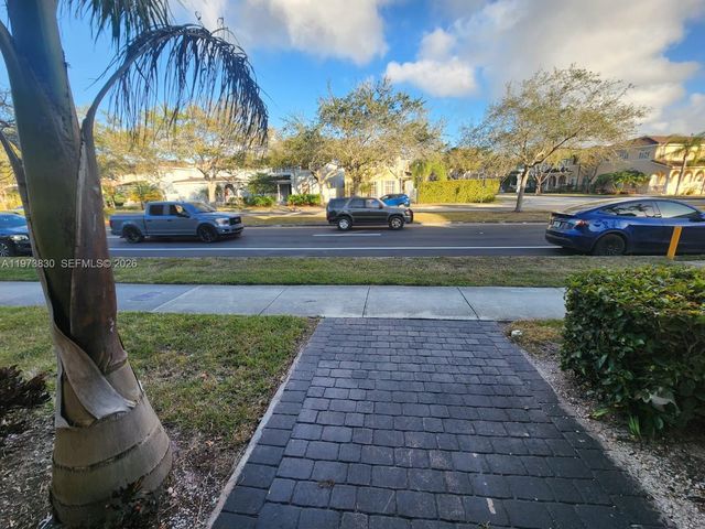 27364 SW 140th Ave, Homestead, FL 33032