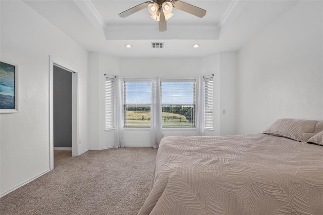 1765 Twin Spires Trail, Guthrie, OK 73044