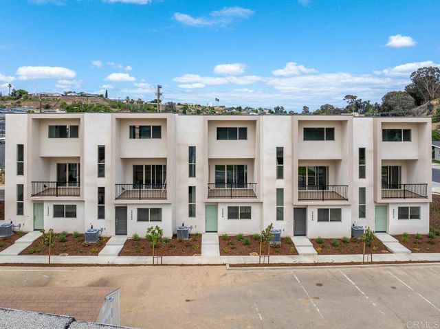 2244 Calle Chanate, Paradise Hills, CA 92139