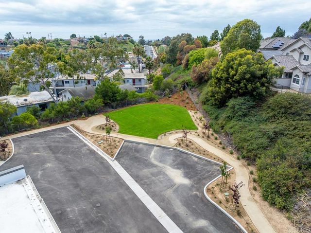 2244 Calle Chanate, Paradise Hills, CA 92139
