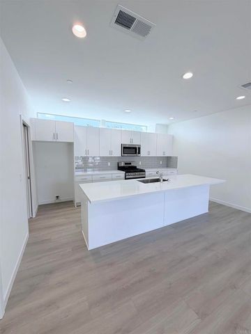 2244 Calle Chanate, Paradise Hills, CA 92139