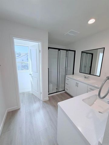 2244 Calle Chanate, Paradise Hills, CA 92139
