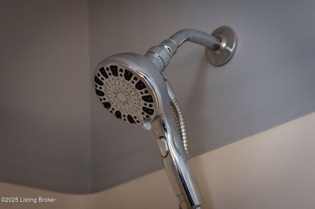 1042 S Shelby St, Louisville, KY 40203