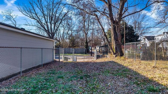 1042 S Shelby St, Louisville, KY 40203