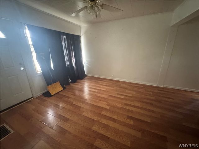 2814 10th Street, Niagara Falls, NY 14305