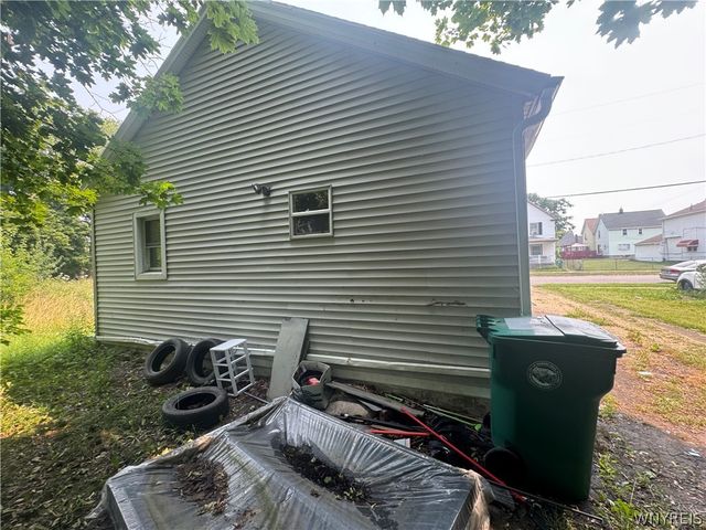 2814 10th Street, Niagara Falls, NY 14305