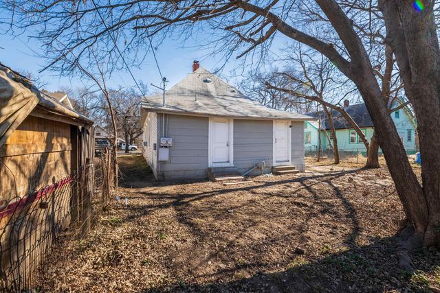 1421 S Main St, Wichita, KS 67213