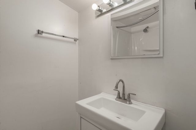 939 N Sleight Street, Naperville, IL 60563