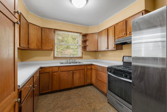 939 N Sleight Street, Naperville, IL 60563
