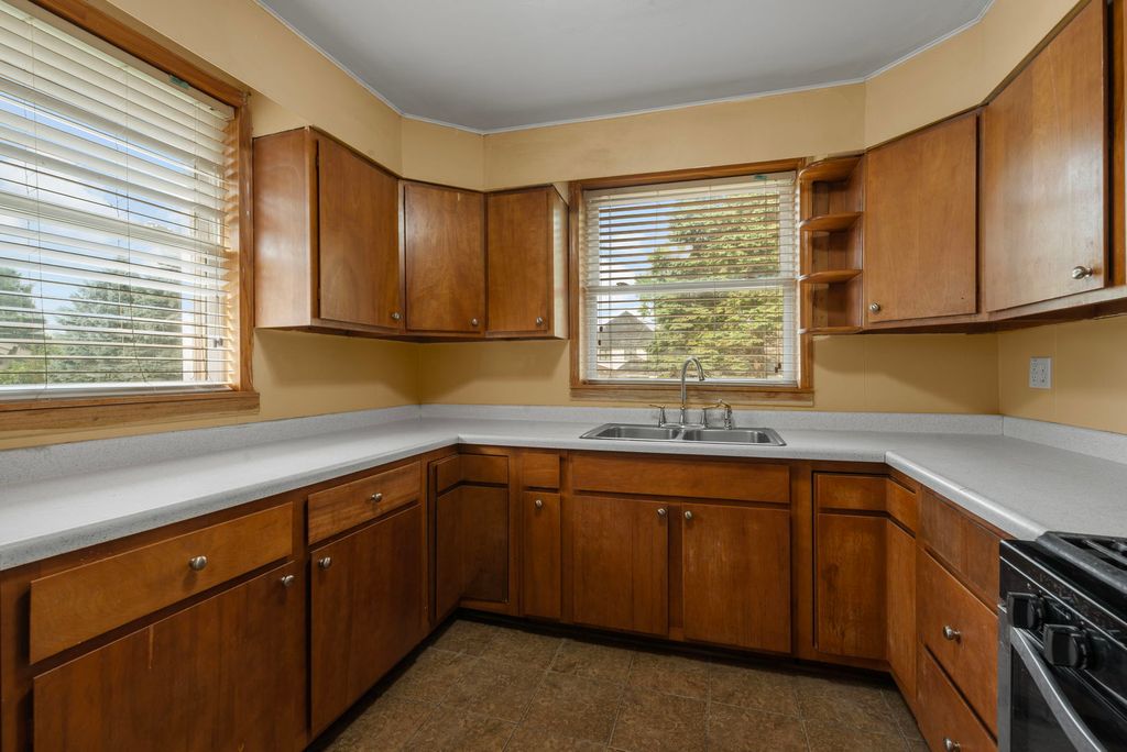 939 N Sleight Street, Naperville, IL 60563 — photo 2