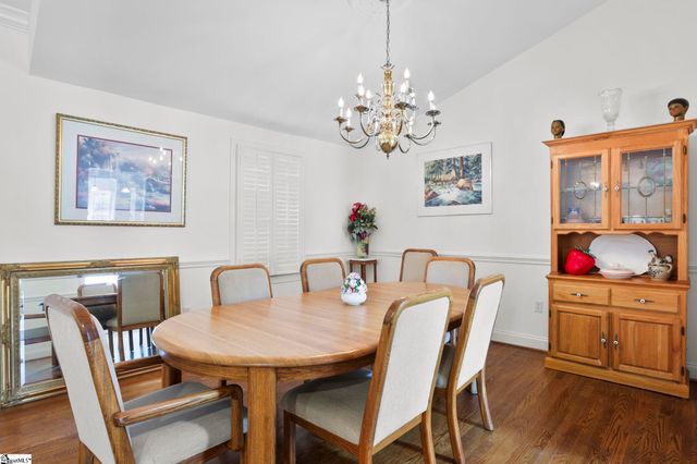 250 Thompson Road, Taylors, SC 29687