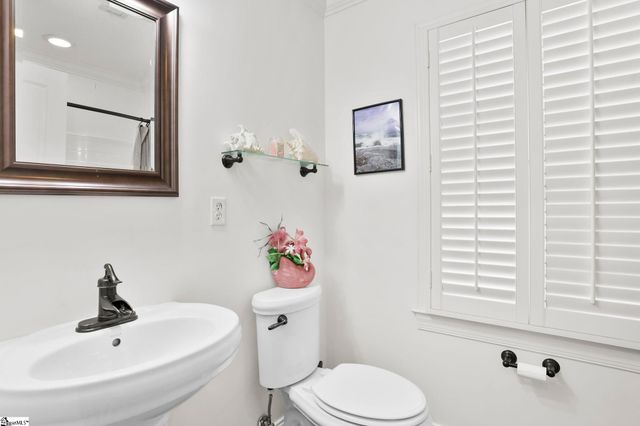 250 Thompson Road, Taylors, SC 29687