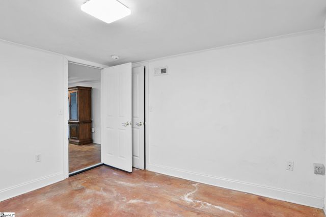 250 Thompson Road, Taylors, SC 29687