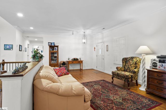 250 Thompson Road, Taylors, SC 29687