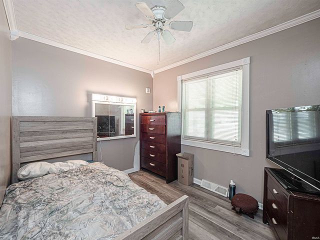 308 N 3rd Avenue, Princeton, IN 47670