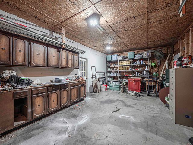 308 N 3rd Avenue, Princeton, IN 47670