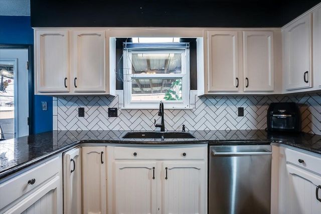 2844 S Chase Ave, Wichita, KS 67217